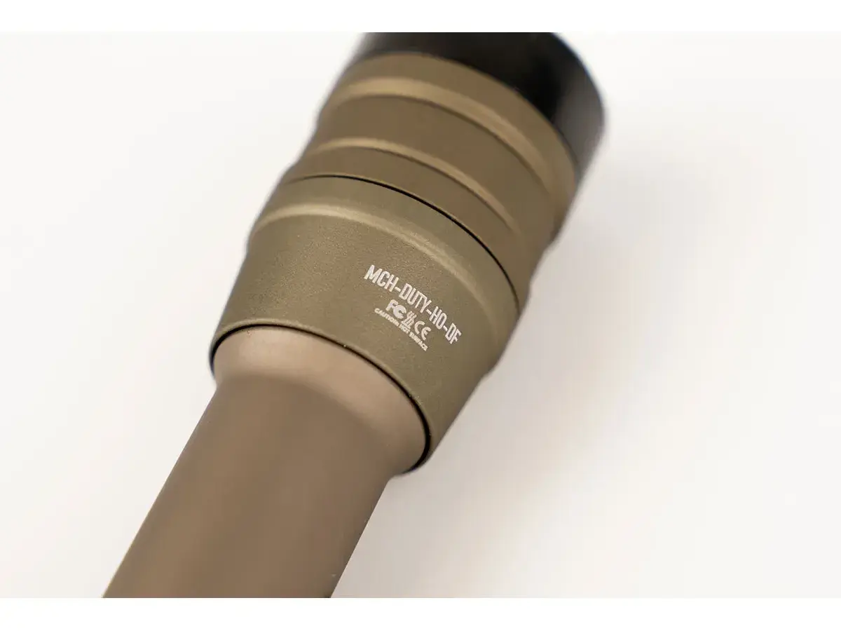 MCH-DUTY Dual-Fuel Hi-Output Flashlight 1800 Lumen FDE - photo 5