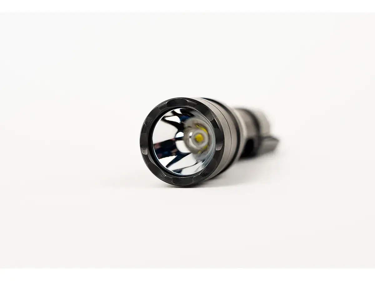 MCH-DUTY Dual-Fuel Hi-Output Flashlight 1800 Lumen Black - photo 5