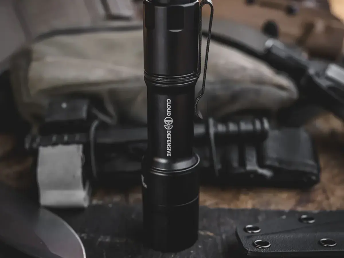 MCH-HC Dual-Fuel Hi-Candela Flashlight 1100 Lumen Black - photo 3