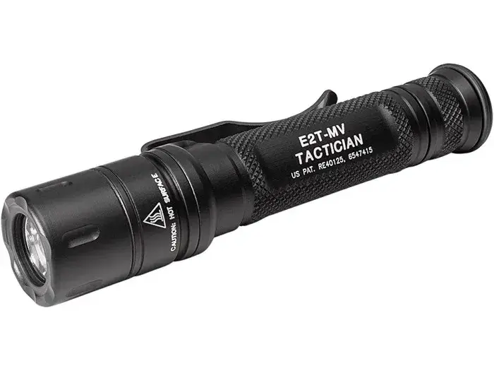 Dual-Output LED Flashlight W/Maxvision 800 Lumen Black