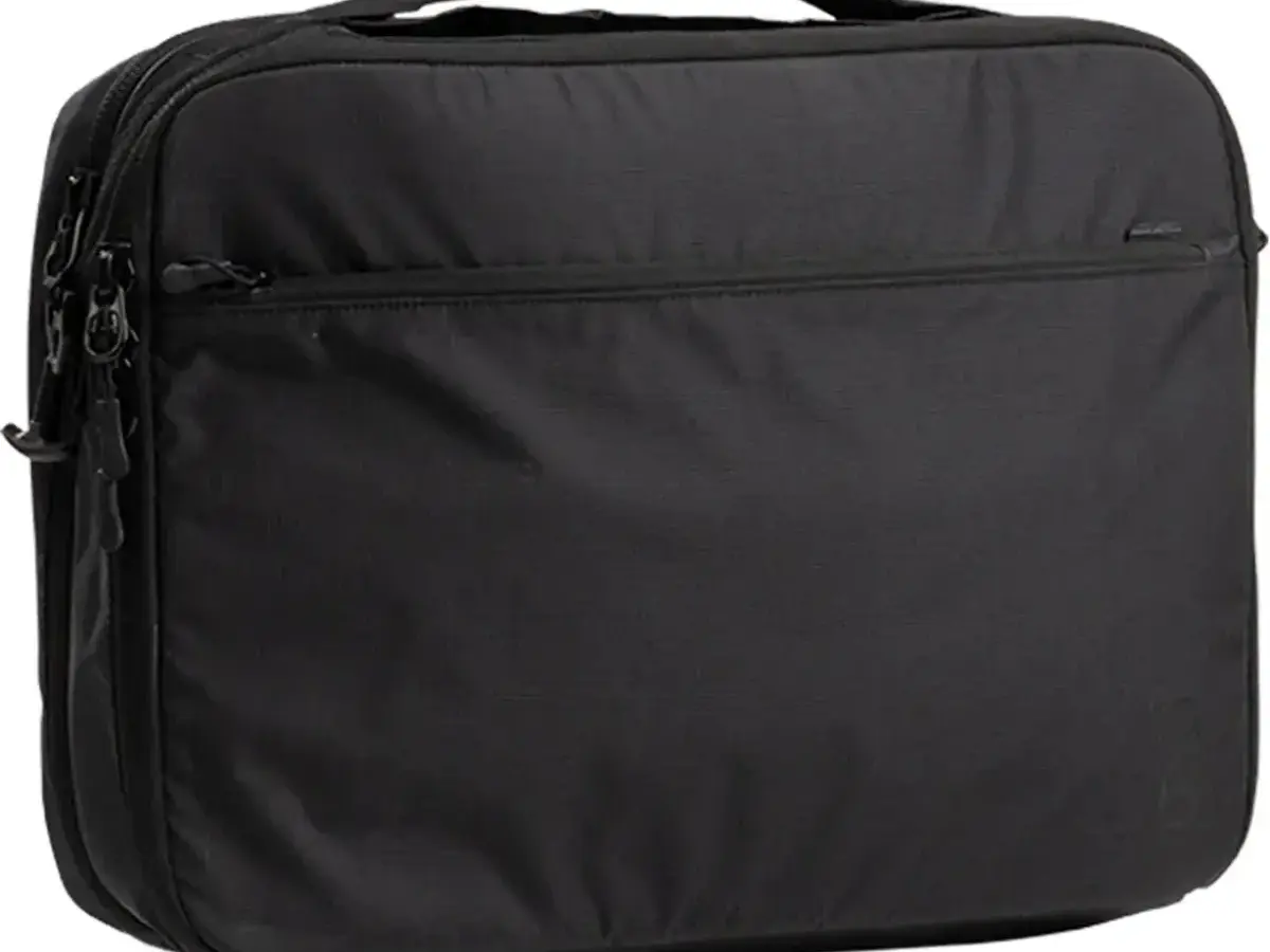 Fade Brief Black