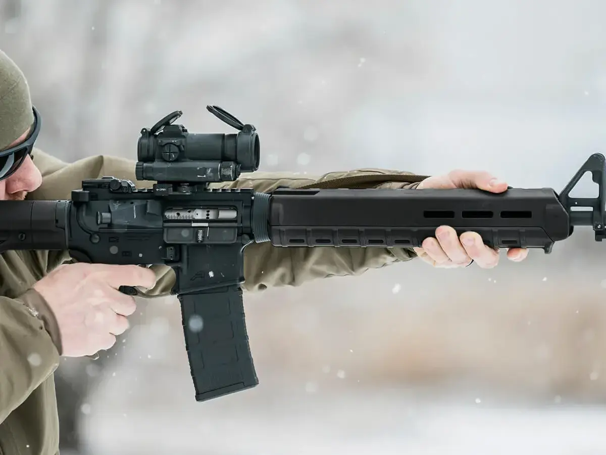 MOE Handguard M-LOK Rifle Length for AR-15 Black - photo 7