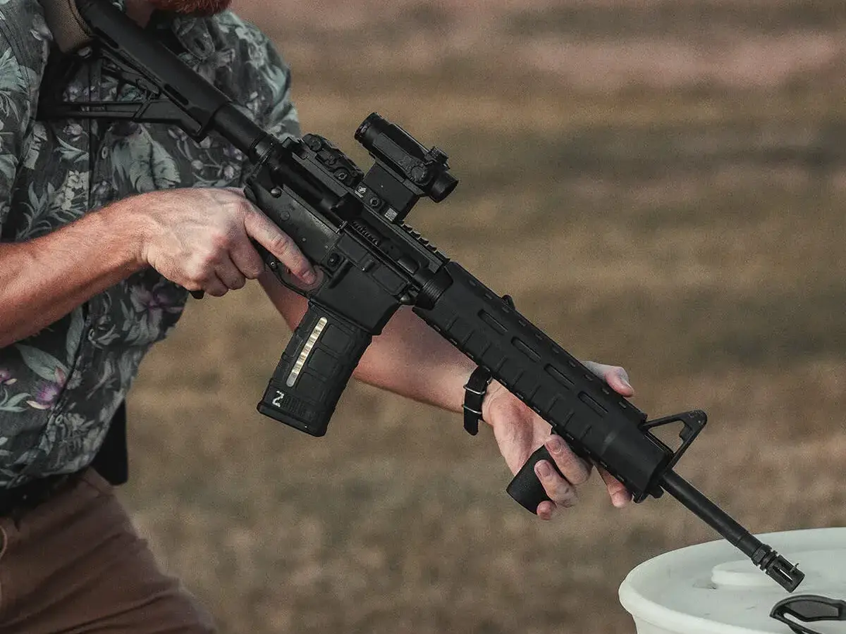 MOE-SL Handguard M-LOK Mid-Length for AR-15 Black - photo 8