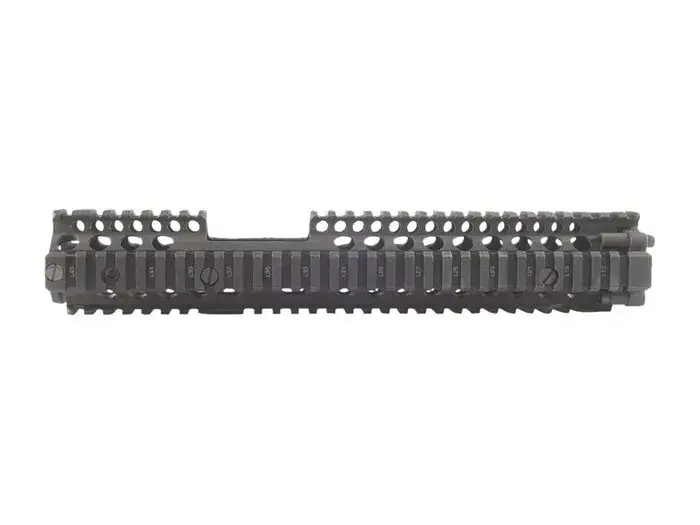 AR-15/M16 RIS II M4A1 FSP Handguard - photo 3