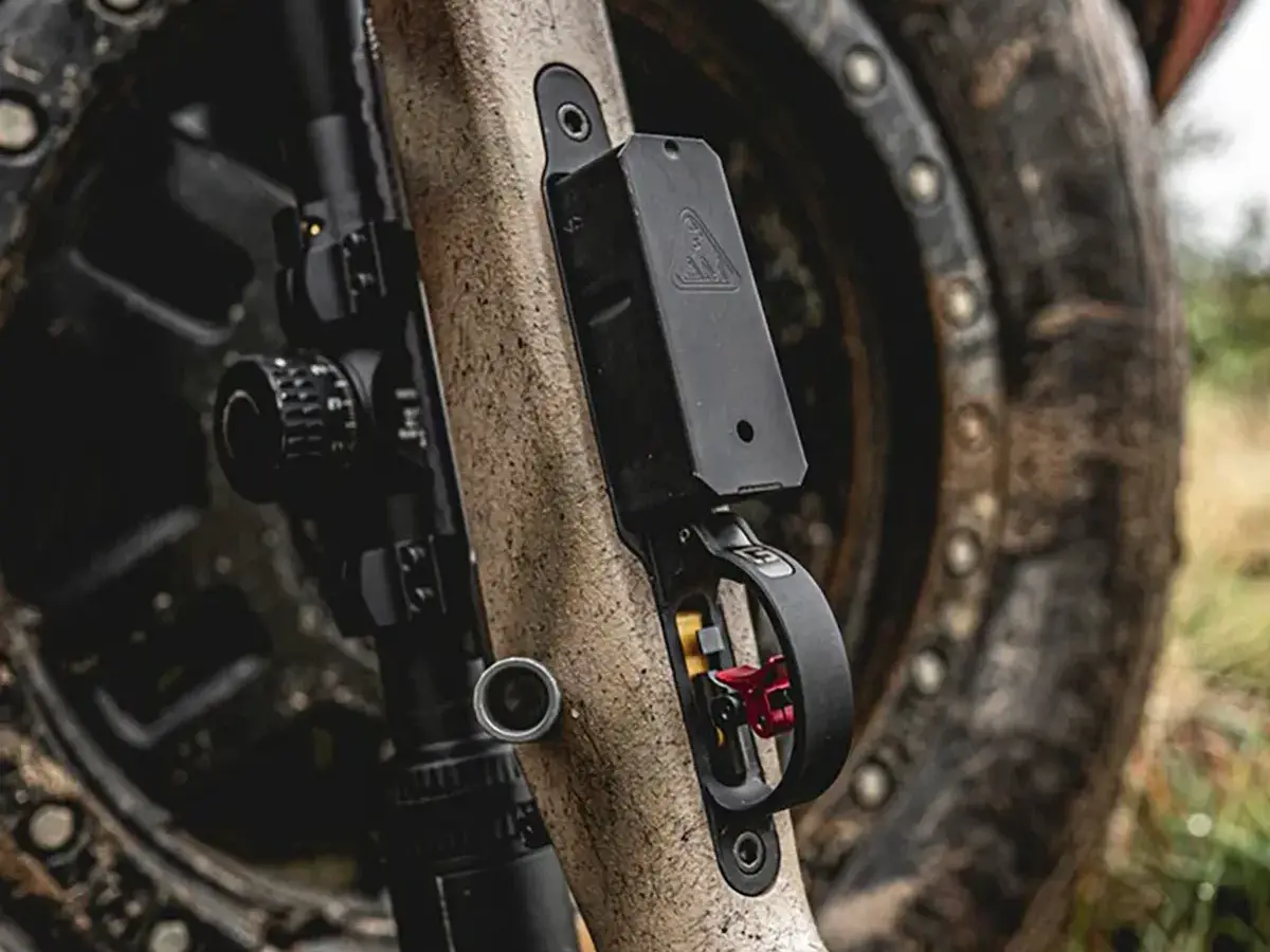 Hunter M5 Detachable Box Mag Well for Rem 700 LA CIP Black - photo 4
