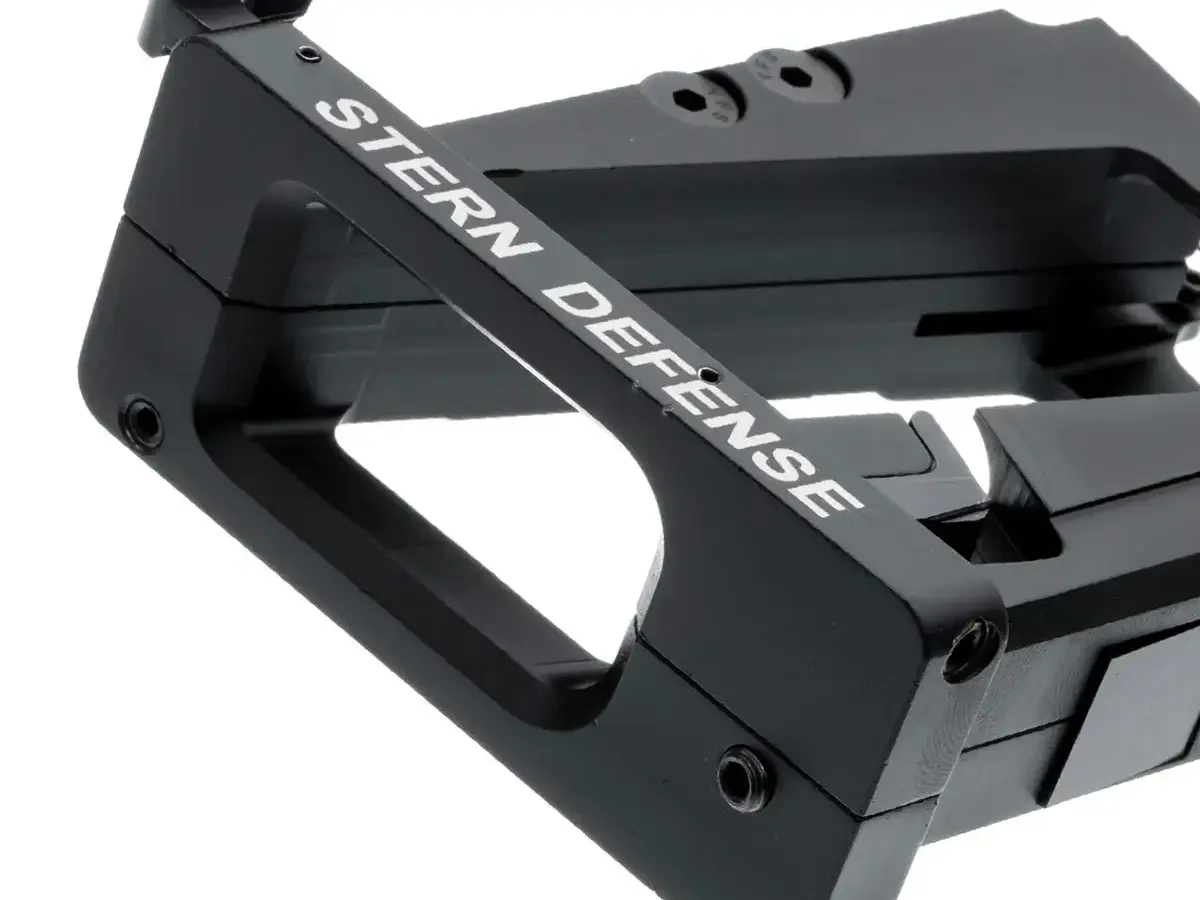 AR-15 9mm Coversion Adapter for Beretta 92 Magazines - photo 2
