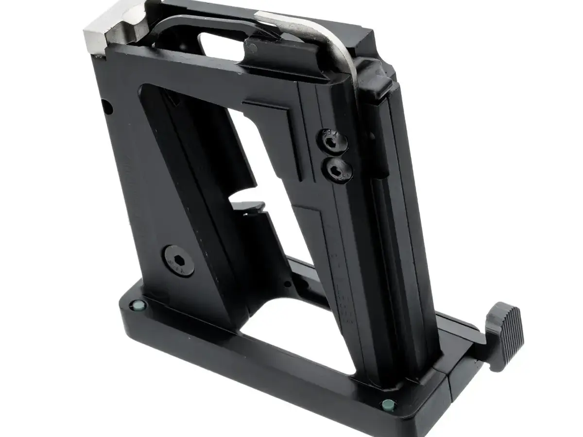 AR-15 9mm Coversion Adapter for Beretta 92 Magazines - photo 4