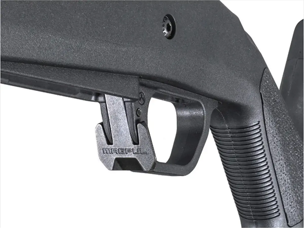 Bolt Action Magazine Well Magnum for Hunter 700L Black