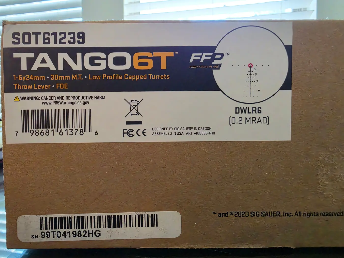 *BRAND NEW* SIG SAUER TANGO6T 1-6x24 FFP DWLR6 Illuminated MRAD FDE – SOT61239 – Unmounted - photo 4