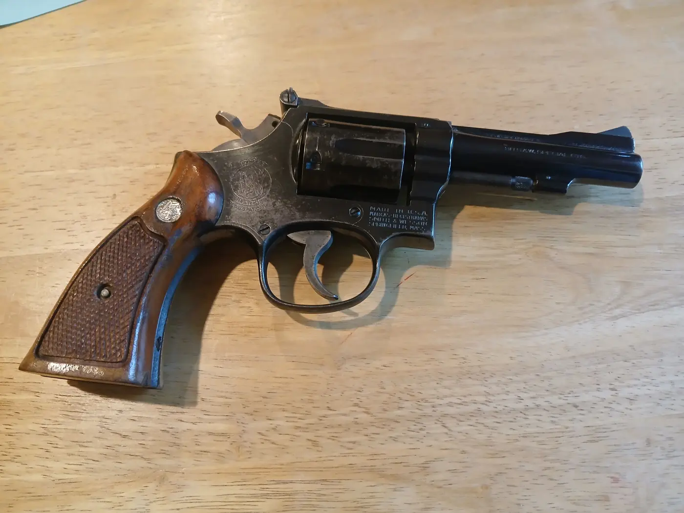 Smith and Wesson .38 special revolver - photo 3
