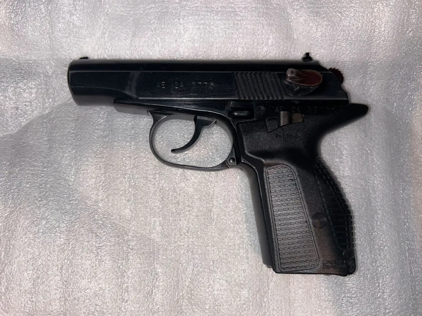 Arsenal Makarov Pistol 9x18 plus extras - photo 2