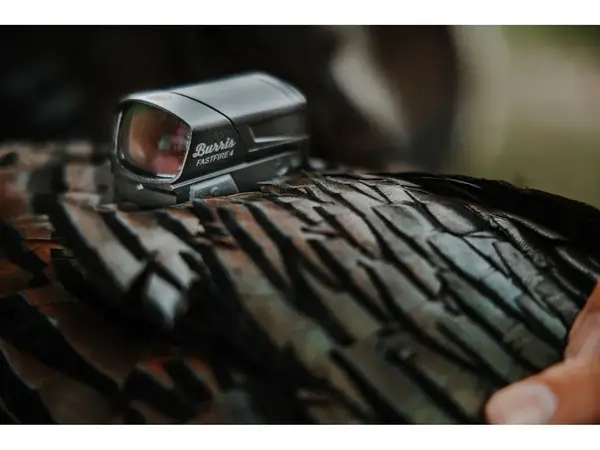 Fastfire 4 Multi-Reticle Red Dot Reflex Sight Black