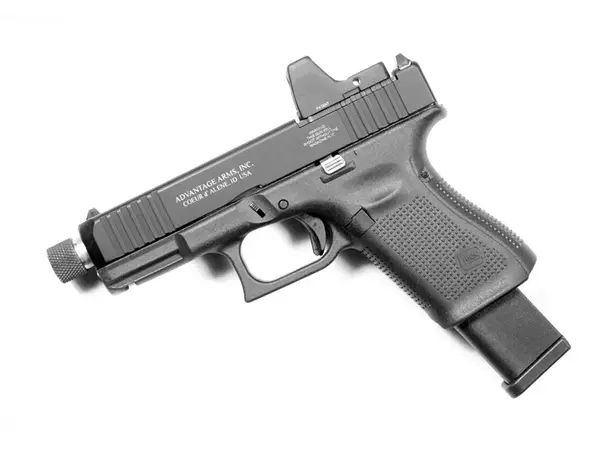 Conversion Kit Glock 19/23 Gen 5 22LR (2)15-Rd Mag Black