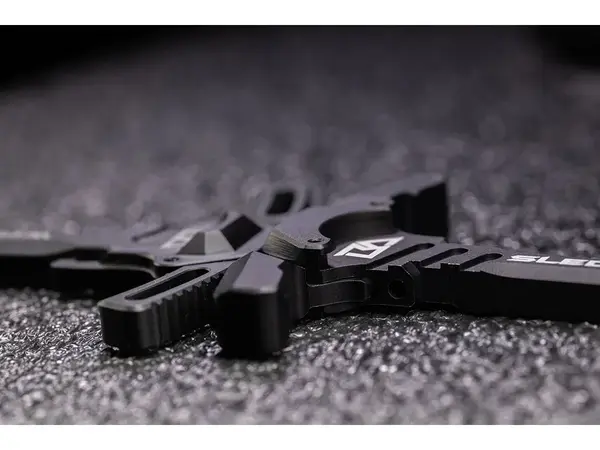 AR-15 Sledgehammer Ambi Charging Handle Black