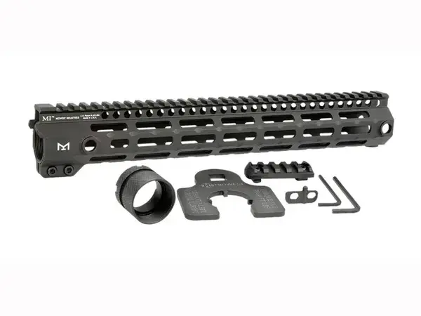 AR-15 G4 13.375" Handguard M-LOK Black