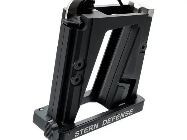 AR-15 9mm Coversion Adapter for Beretta 92 Magazines