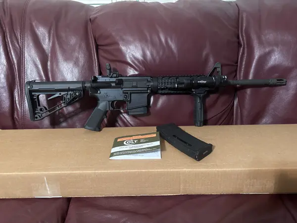 Colt M4 Carbine Semi-Automatic 16” Barrel 5.56mm Surefire Light w/Forearm Handle with Light Switch 
