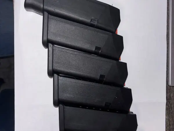 Glock 19 gen 5 mags